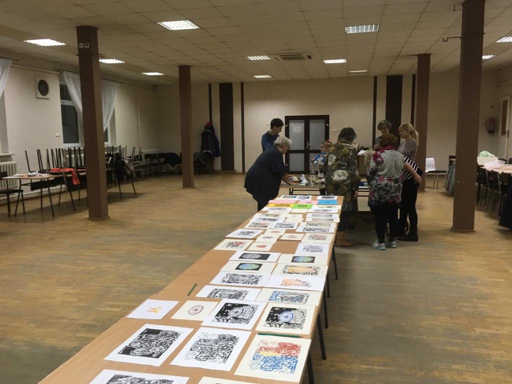 Linoryt na papierze i tkaninie. Warsztaty 2019